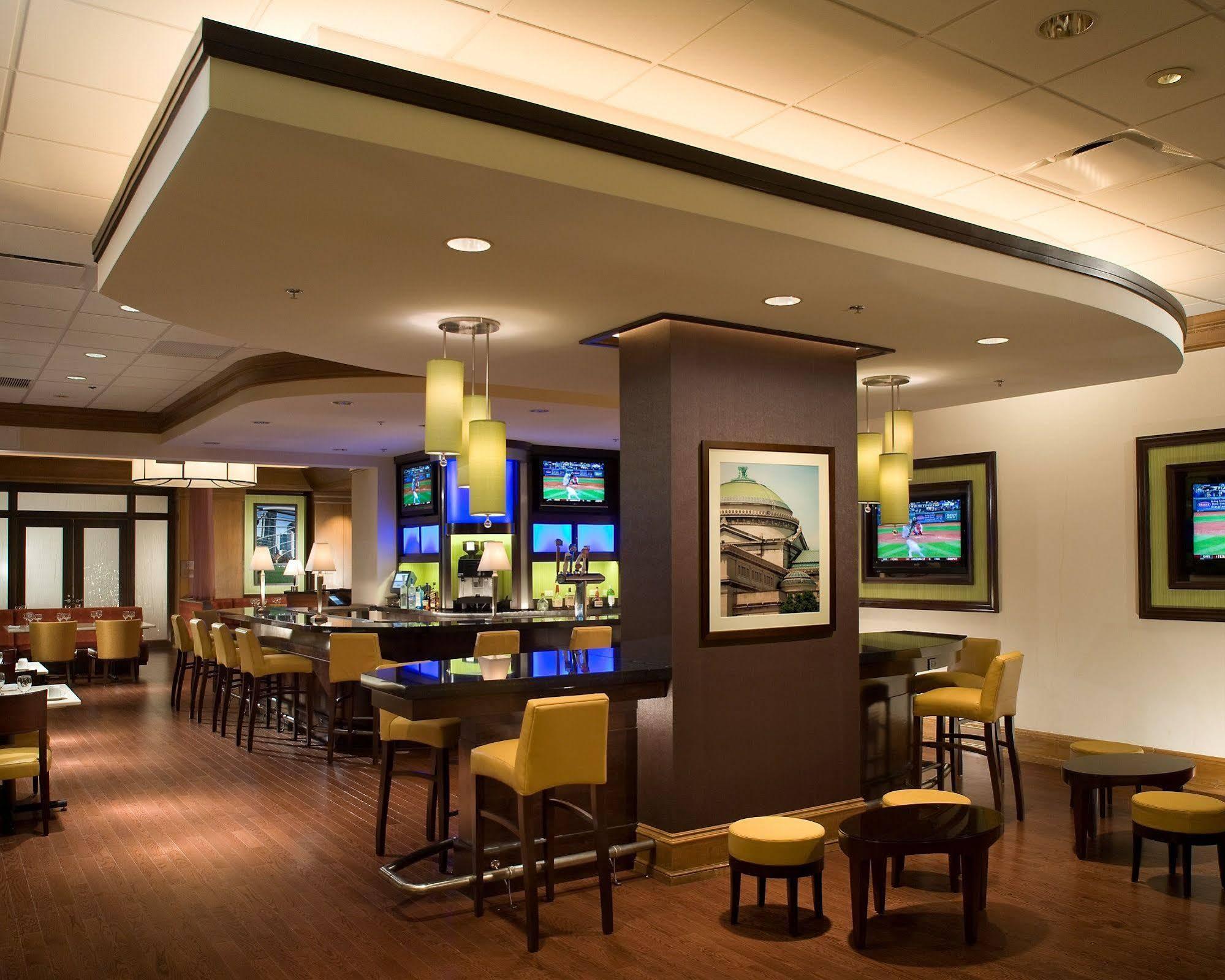 Courtyard By Marriott Chicago At Medical District-Uic Hotel Exterior foto